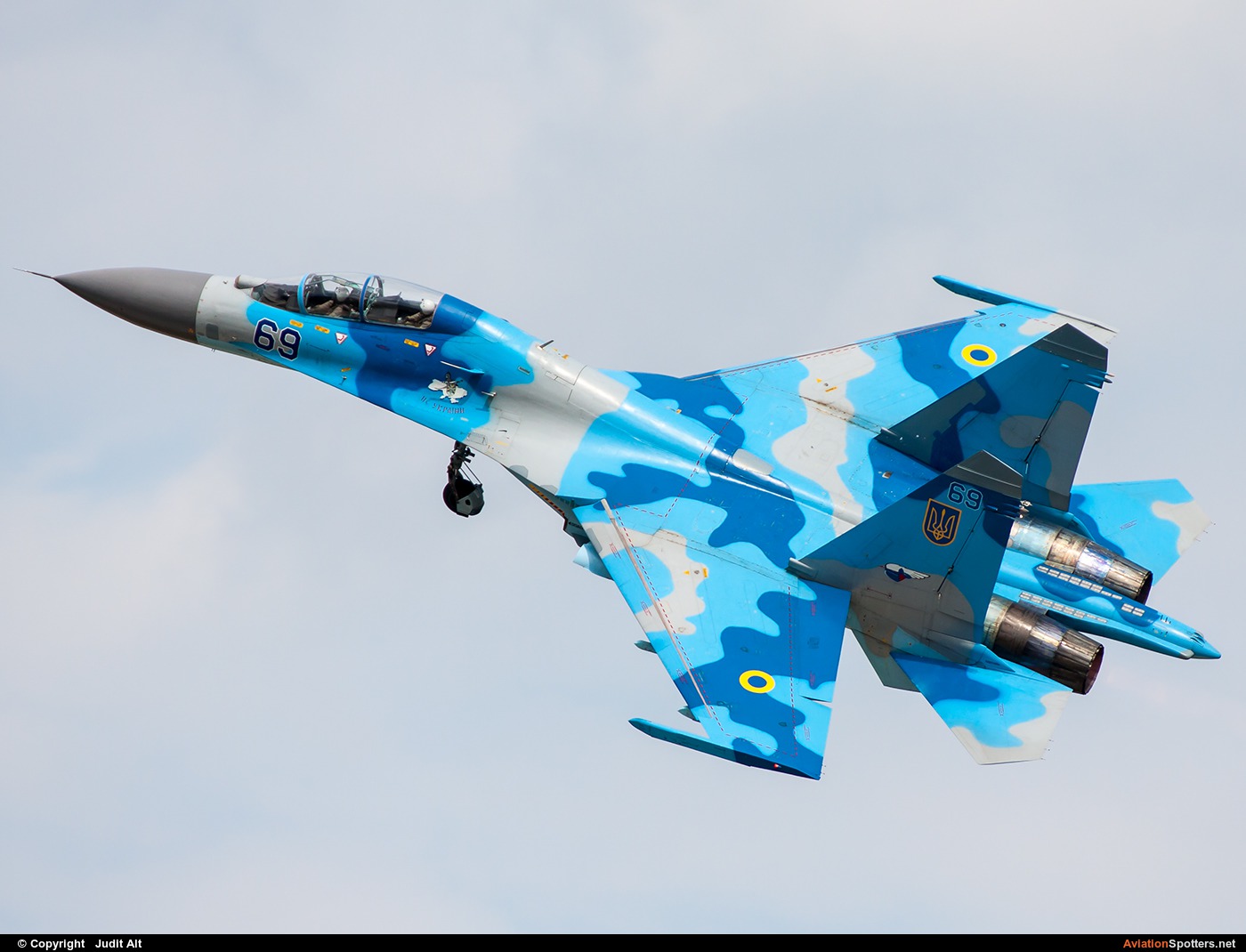 Ukraine - Air Force  -  Su-27UB  (69 BLUE) By Judit Alt (Judit)