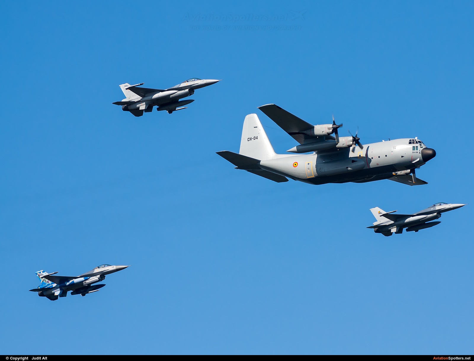Belgium - Air Force  -  C-130H Hercules  (CH-04) By Judit Alt (Judit)