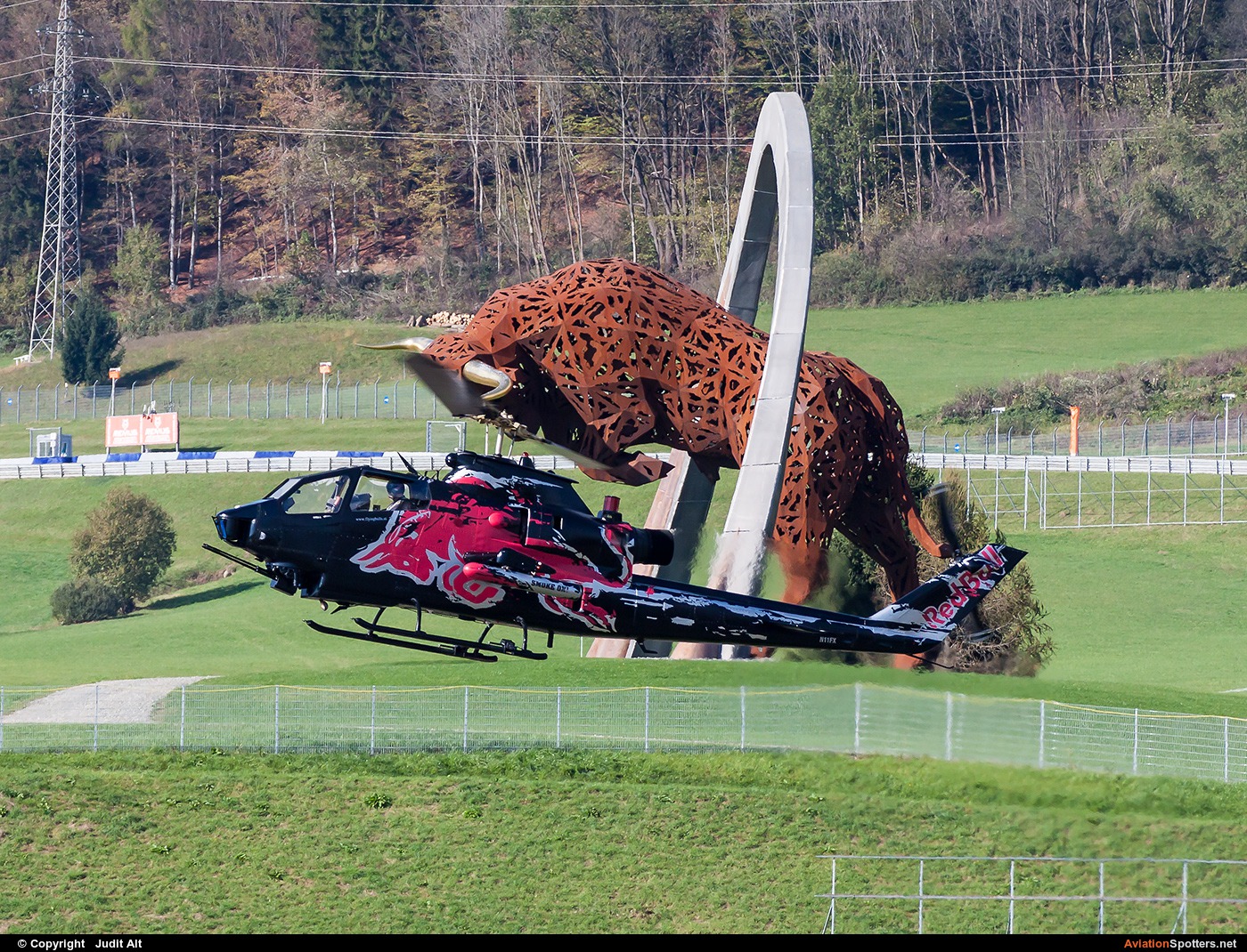 The Flying Bulls  -  TAH-1F Cobra  (N11FX) By Judit Alt (Judit)