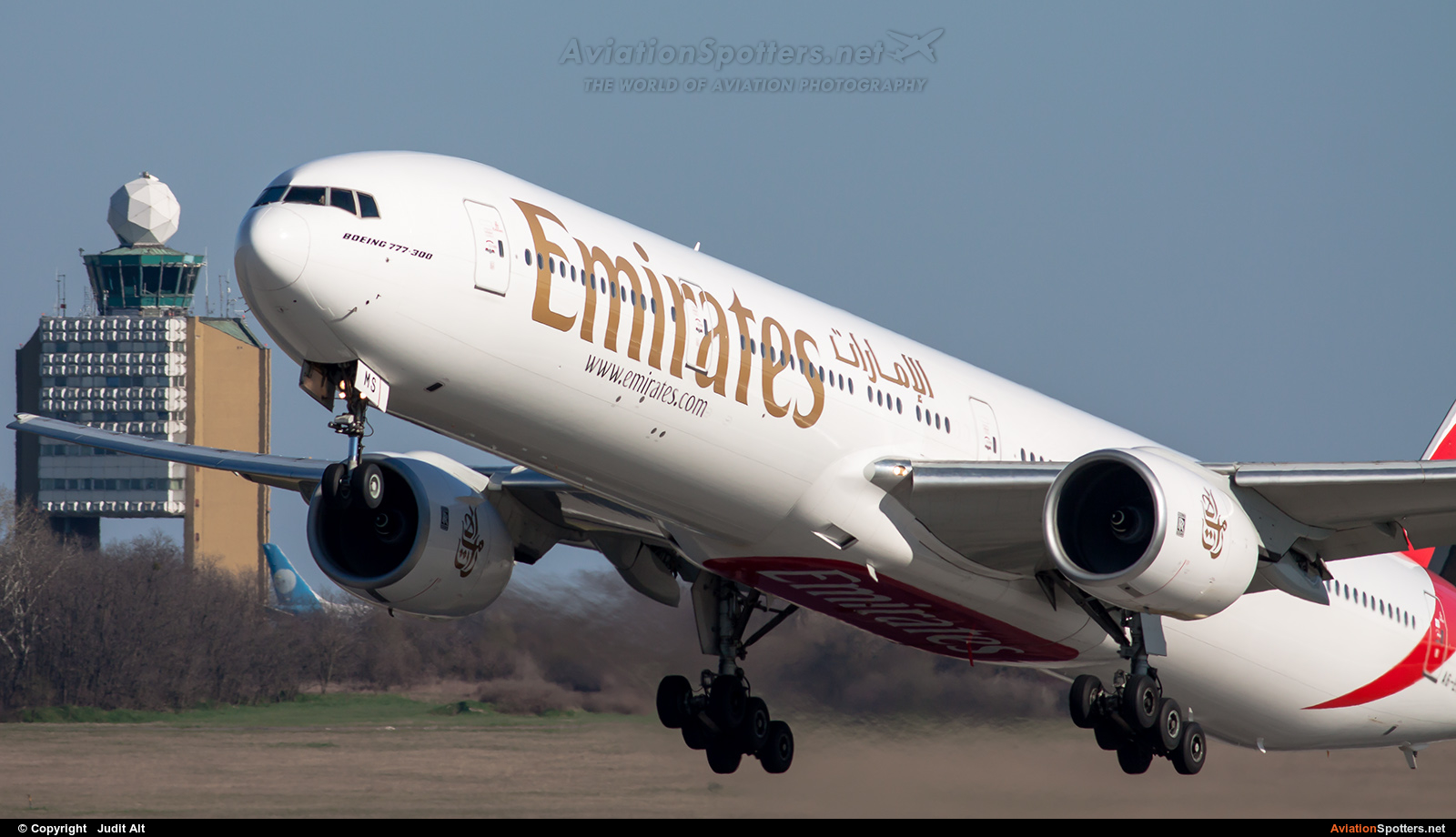 Emirates Airlines  -  777-300  (A6-EMS) By Judit Alt (Judit)