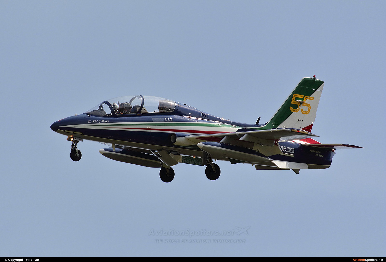 Italy - Air Force : Frecce Tricolori  -  MB-339-A-PAN  (MM54517) By Filip Ivín (Filipivin)