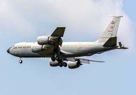 Boeing - KC-135R Stratotanker (58-0110) - Strange