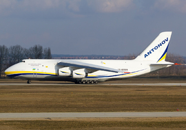 Antonov - An-124 (UR-82009) - Orosmet