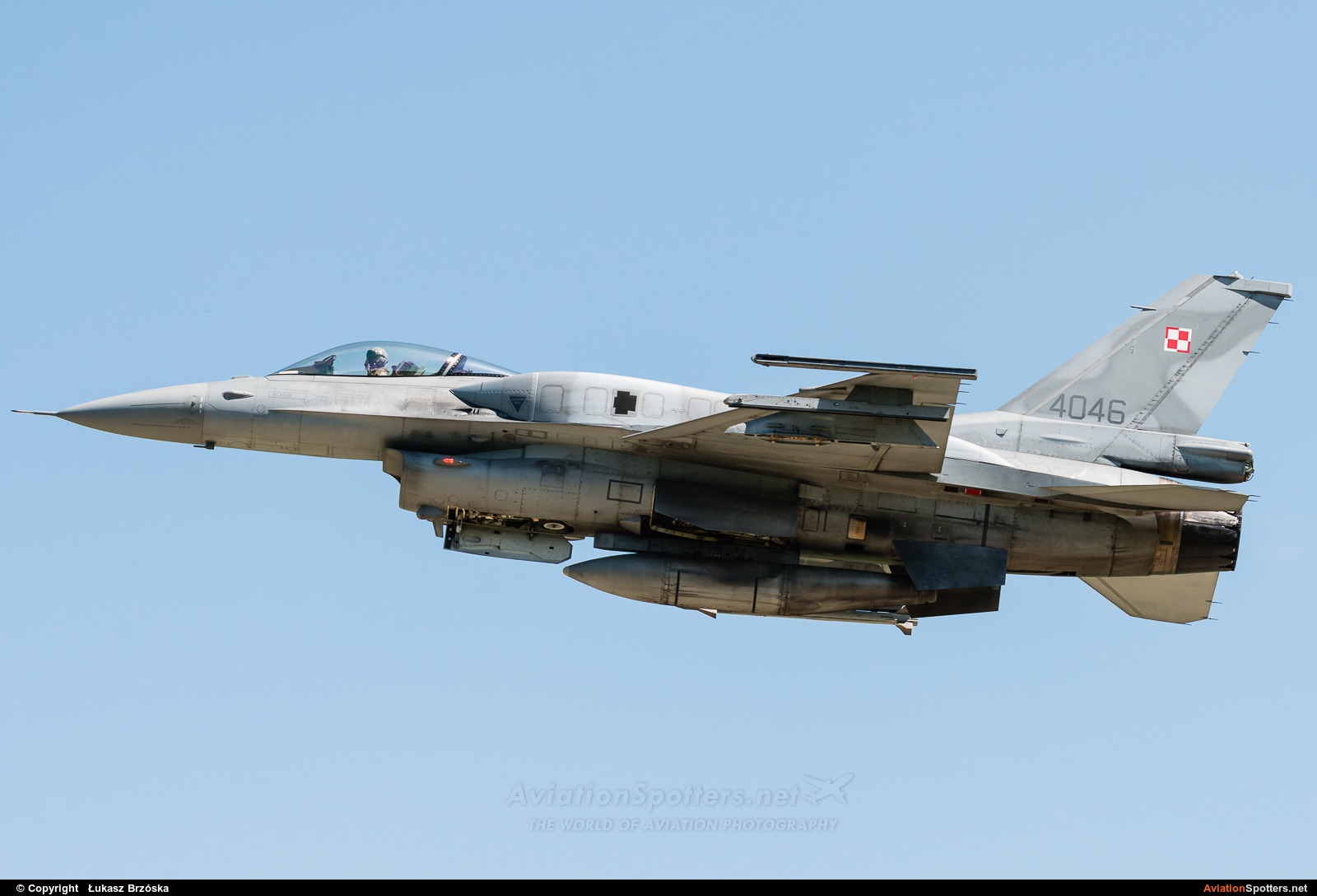 Poland - Air Force  -  F-16C Jastrząb  (4046) By Łukasz Brzóska (winkiel)
