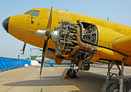 Douglas - C-47D Skytrain (IJ-302) - BERTAL