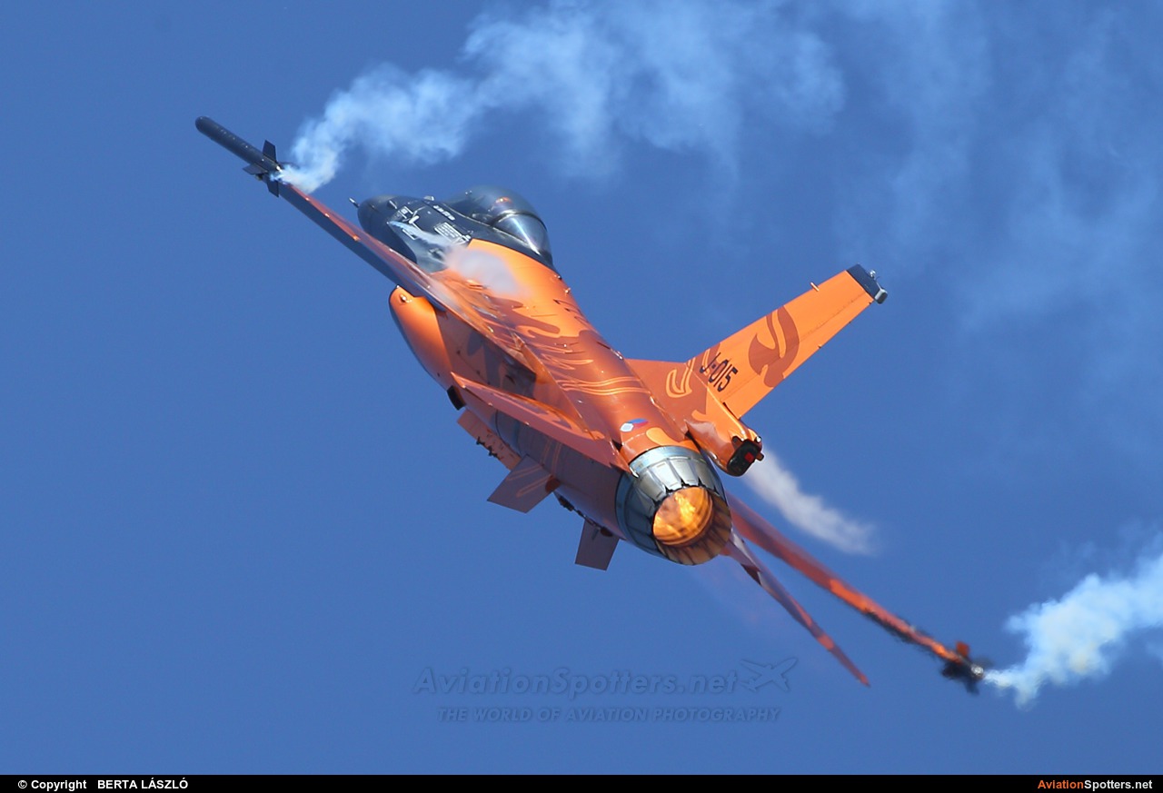Netherlands - Air Force  -  F-16AM Fighting Falcon  (J-015) By BERTA LÁSZLÓ (BERTAL)