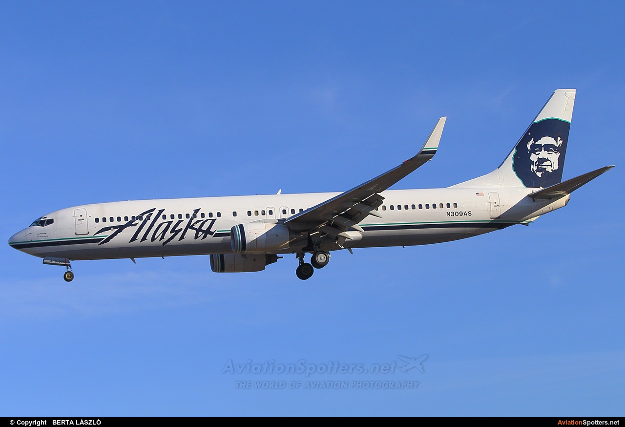Alaska Airlines  -  737-990  (N309AS) By BERTA LÁSZLÓ (BERTAL)