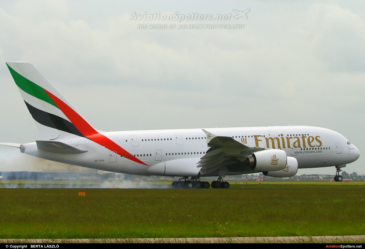 Emirates Airlines  -  A380-861  (A6-EEH) By BERTA LÁSZLÓ (BERTAL)