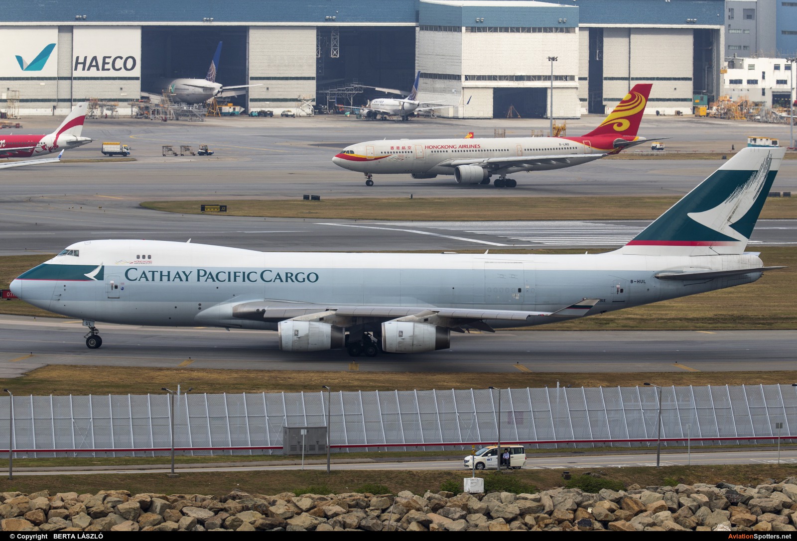 Cathay Pacific Cargo  -  747-400F  (B-HUL) By BERTA LÁSZLÓ (BERTAL)