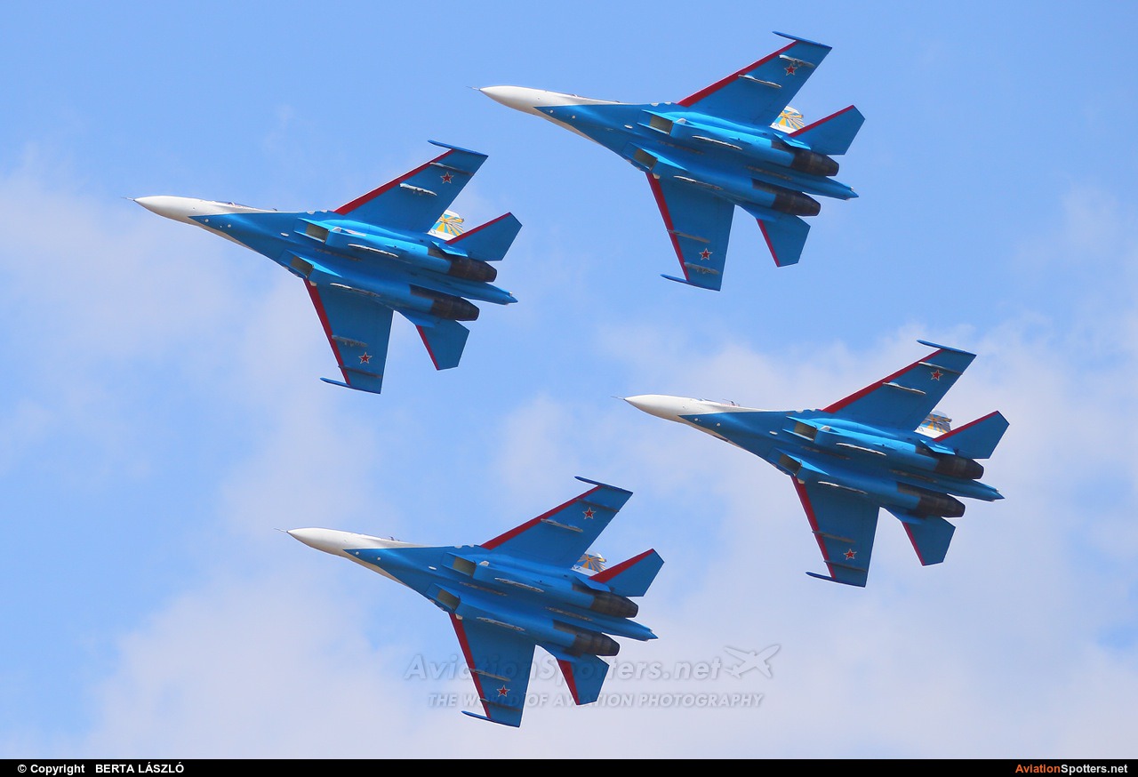 Russia - Air Force : Russian Knights  -  Su-27P  (12) By BERTA LÁSZLÓ (BERTAL)