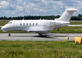 Bombardier - BD-100-1A10 Challenger 300 (M-OCNY) - PEPE74