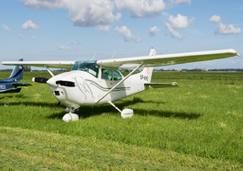 Cessna - 182 Skylane (all models except RG) (SP-KHO) - PEPE74