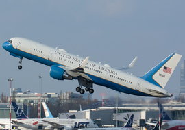 Boeing - C-32A (99-0004) - PEPE74