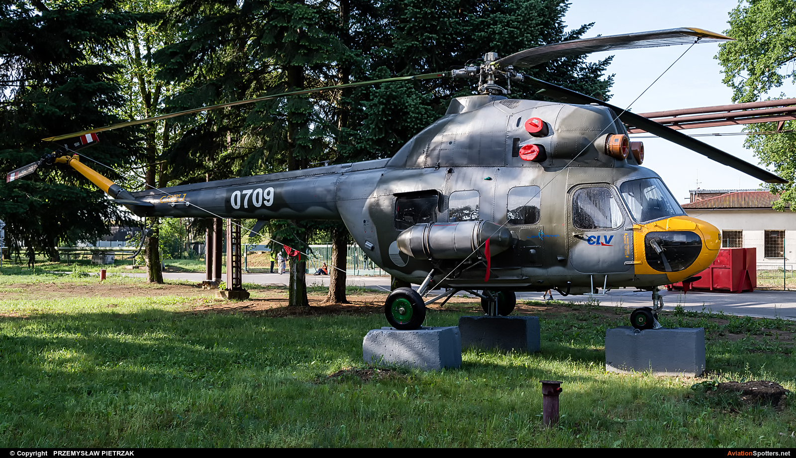 Czech - Air Force  -  Mi-2  (0709) By PRZEMYSŁAW PIETRZAK (PEPE74)