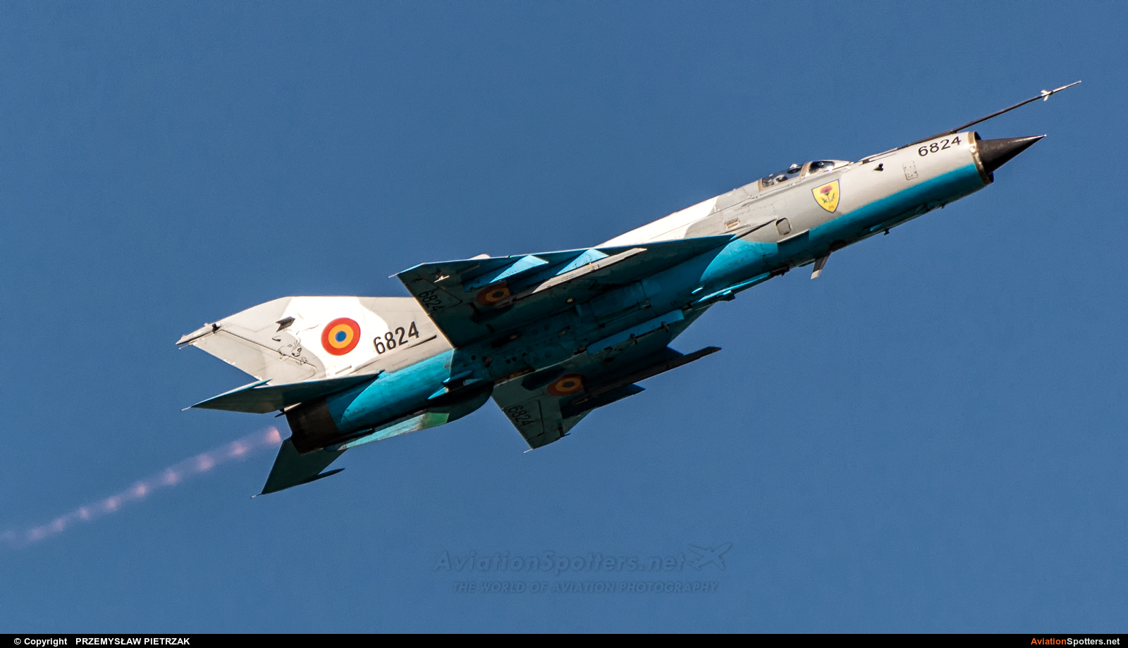 Romania - Air Force  -  MiG-21 LanceR C  (6824) By PRZEMYSŁAW PIETRZAK (PEPE74)