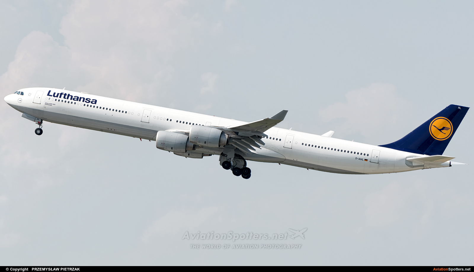 Lufthansa  -  A340-600  (D-AIHL) By PRZEMYSŁAW PIETRZAK (PEPE74)