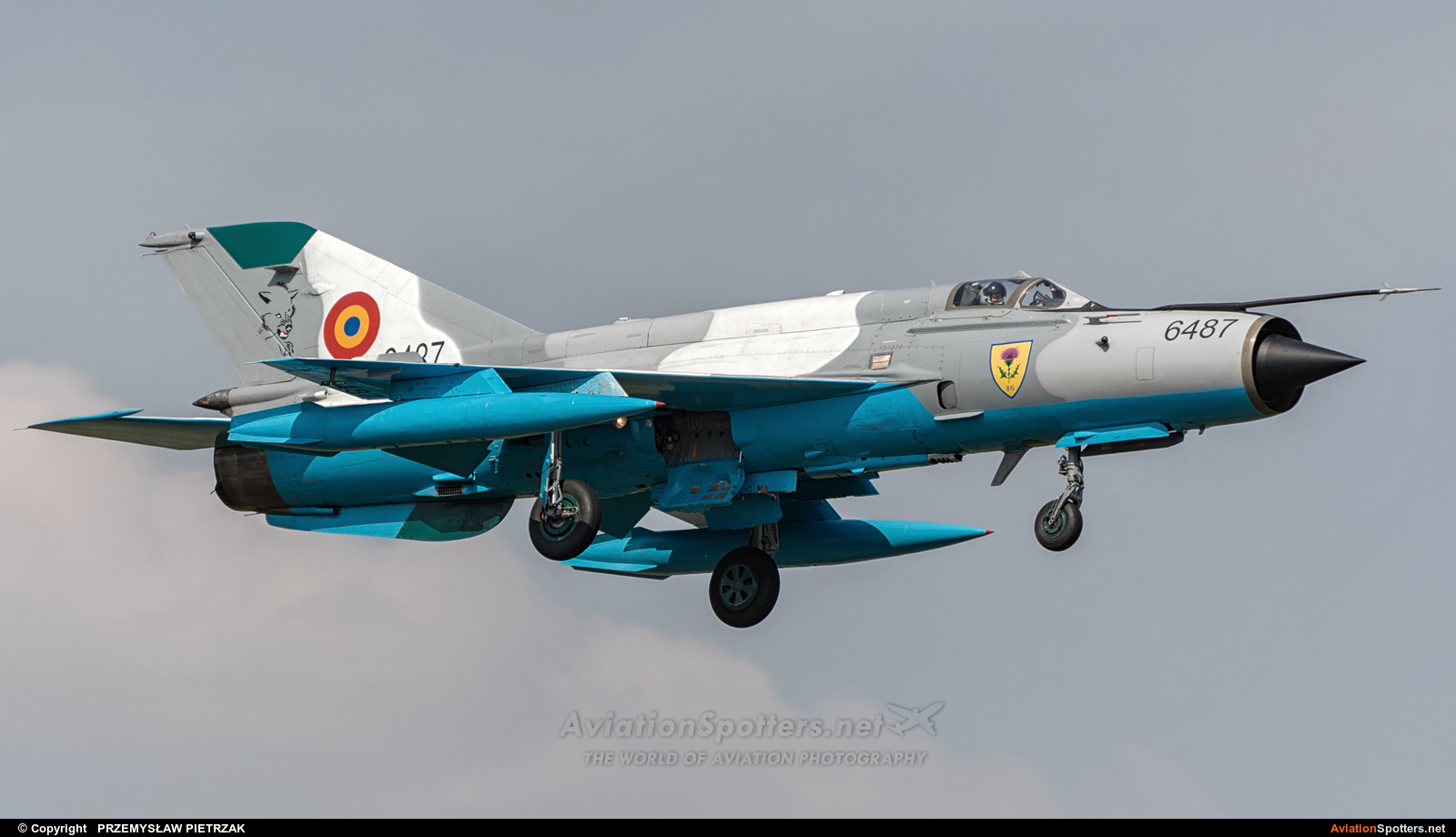 Romania - Air Force  -  MiG-21 LanceR C  (6487) By PRZEMYSŁAW PIETRZAK (PEPE74)