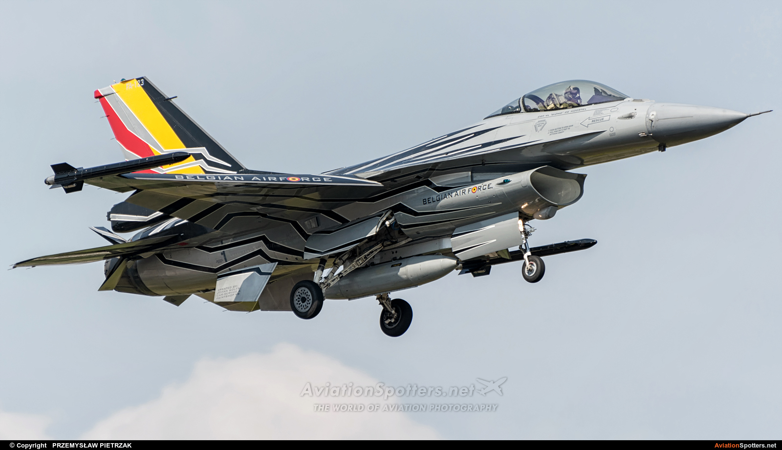 Belgium - Air Force  -  F-16AM Fighting Falcon  (FA-123) By PRZEMYSŁAW PIETRZAK (PEPE74)