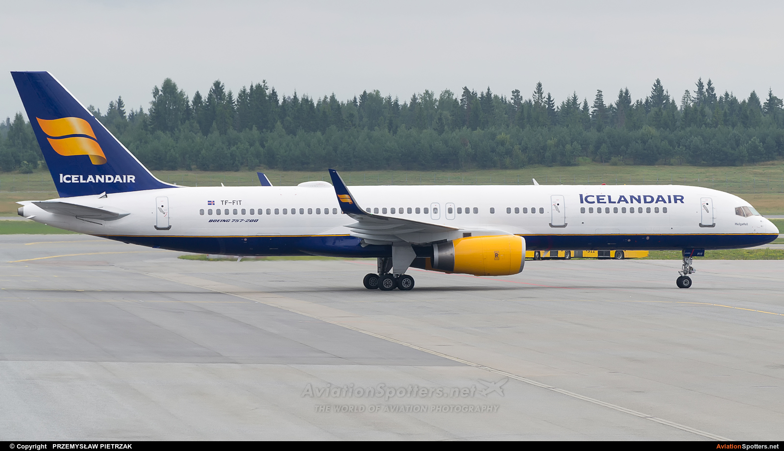 Icelandair  -  757-200  (TF-FIT) By PRZEMYSŁAW PIETRZAK (PEPE74)