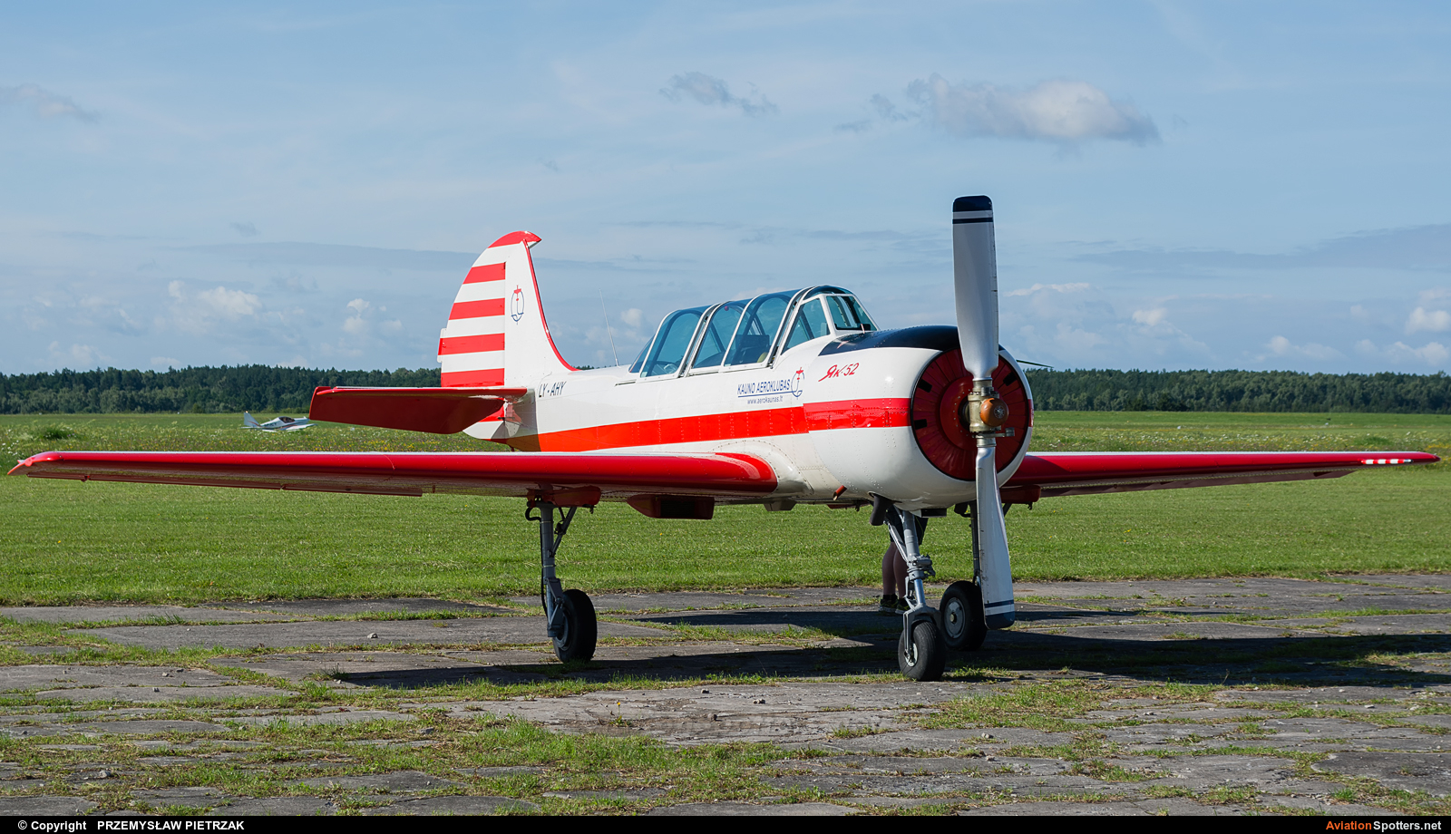 Kauno Aeroklubas  -  Yak-52  (LY-AHY) By PRZEMYSŁAW PIETRZAK (PEPE74)