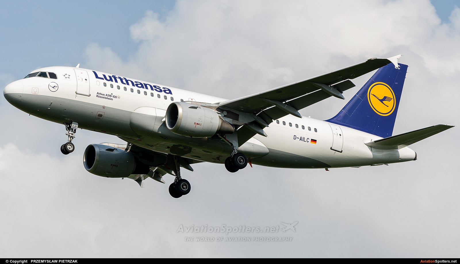 Lufthansa  -  A319-114  (D-AILC) By PRZEMYSŁAW PIETRZAK (PEPE74)