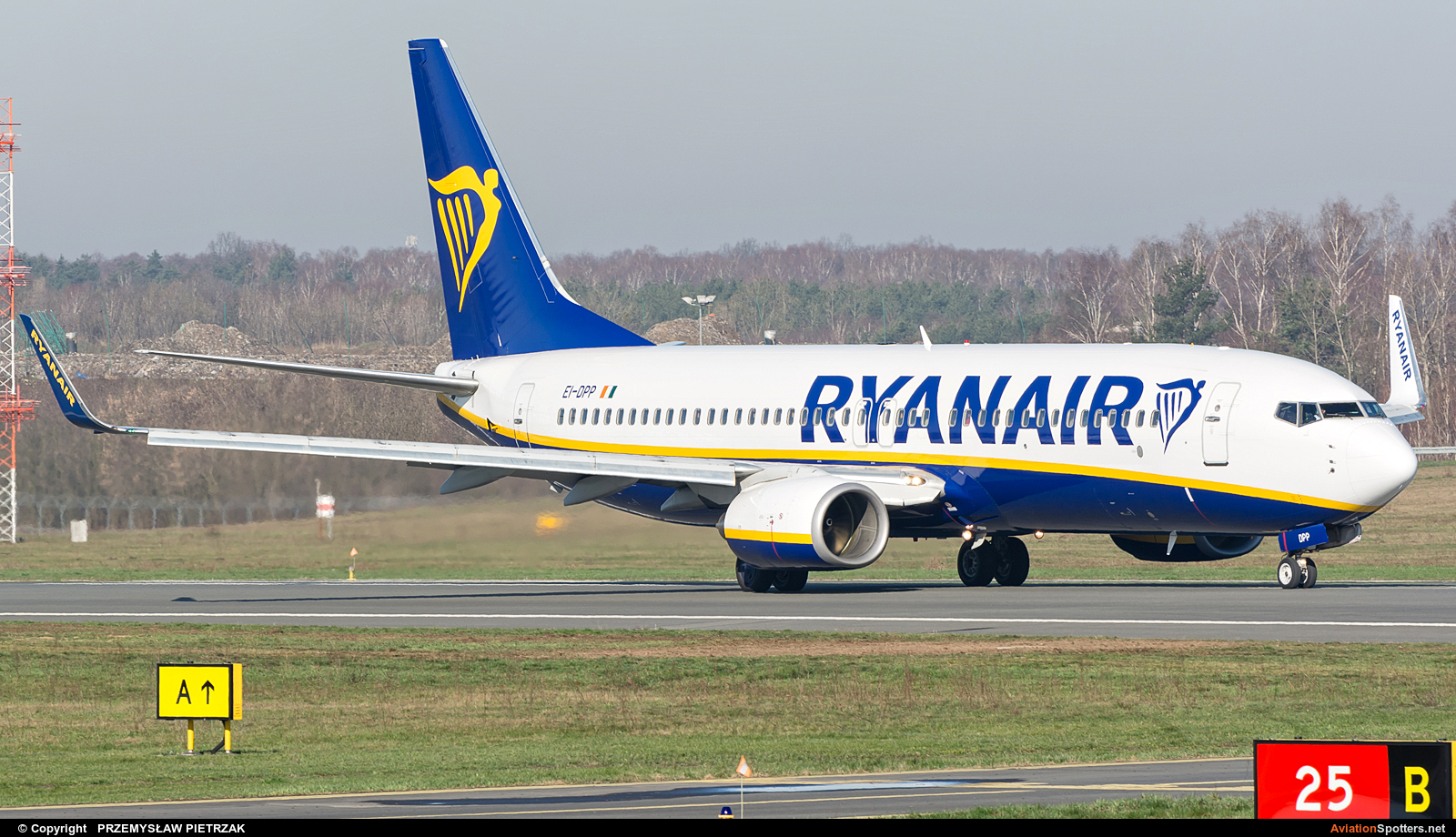 Ryanair  -  737-8AS  (EI-DPP) By PRZEMYSŁAW PIETRZAK (PEPE74)