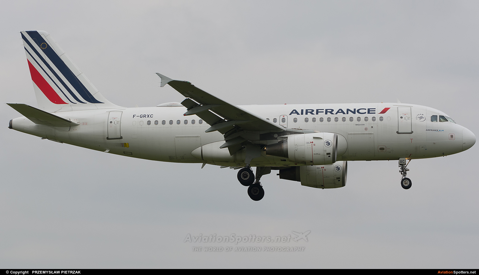 Air France  -  A319  (F-GRXC) By PRZEMYSŁAW PIETRZAK (PEPE74)