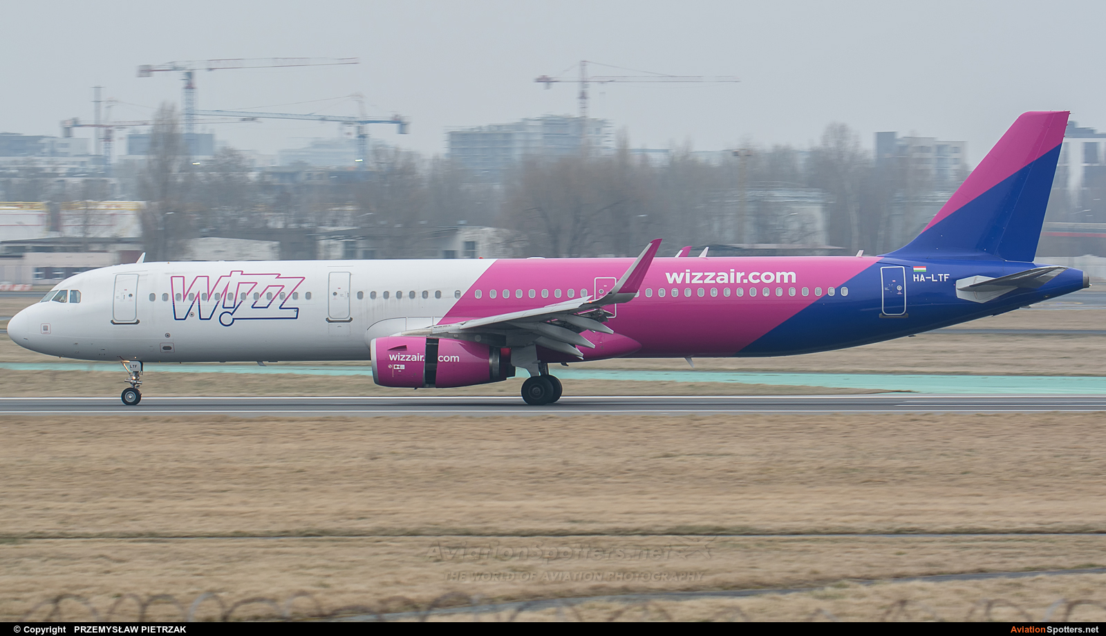 Wizz Air  -  A321-231  (HA-LTF) By PRZEMYSŁAW PIETRZAK (PEPE74)