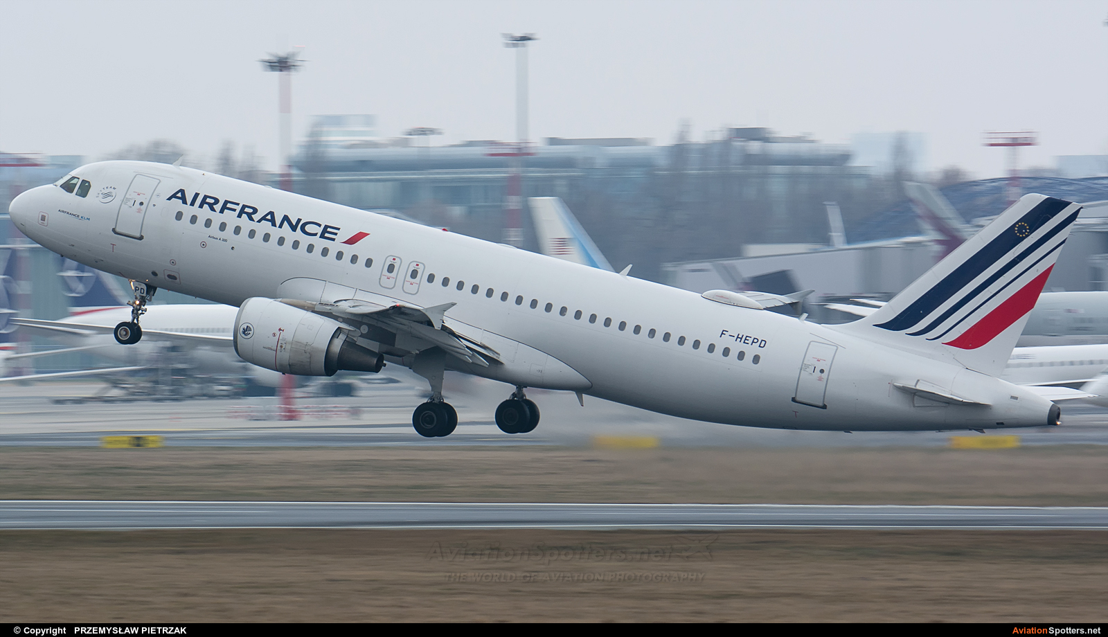 Air France  -  A320-214  (F-HEPD) By PRZEMYSŁAW PIETRZAK (PEPE74)