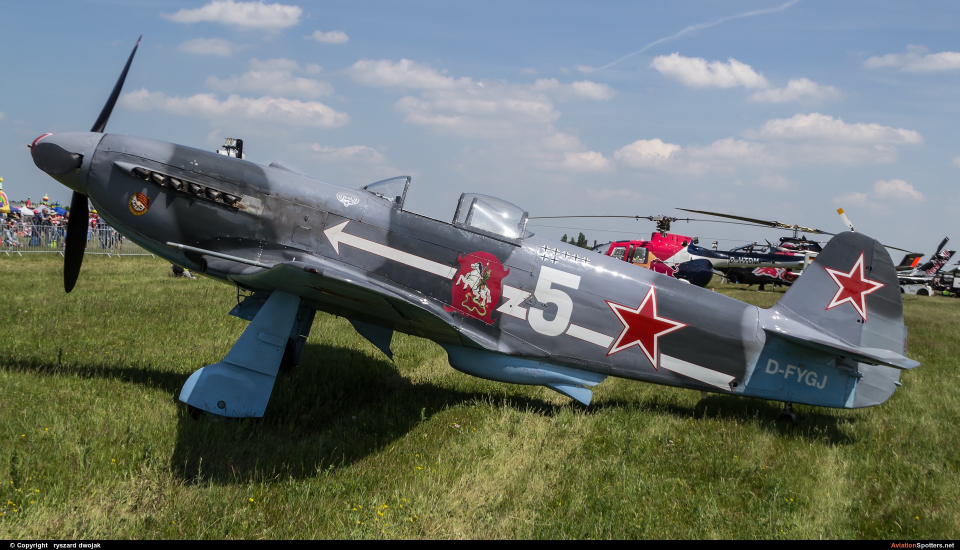 Private  -  Yak-3M  (D-FYGJ) By Ryszard Dwojak (ryś)