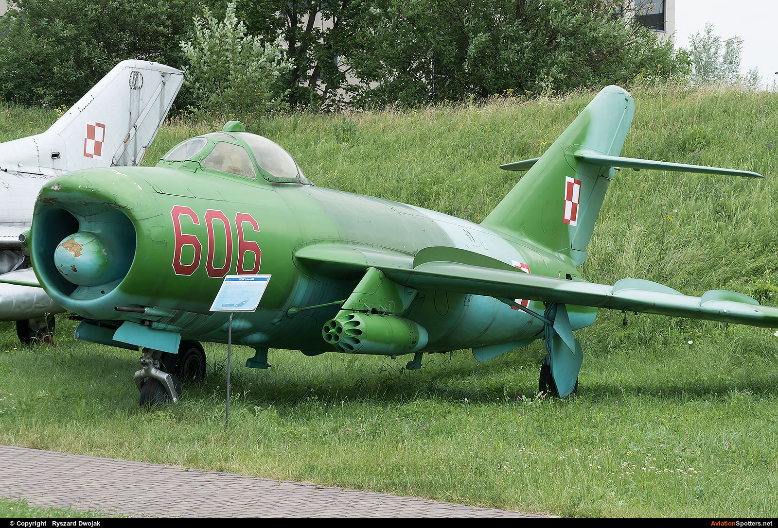 Poland - Air Force  -  MiG-17  (606) By Ryszard Dwojak (ryś)