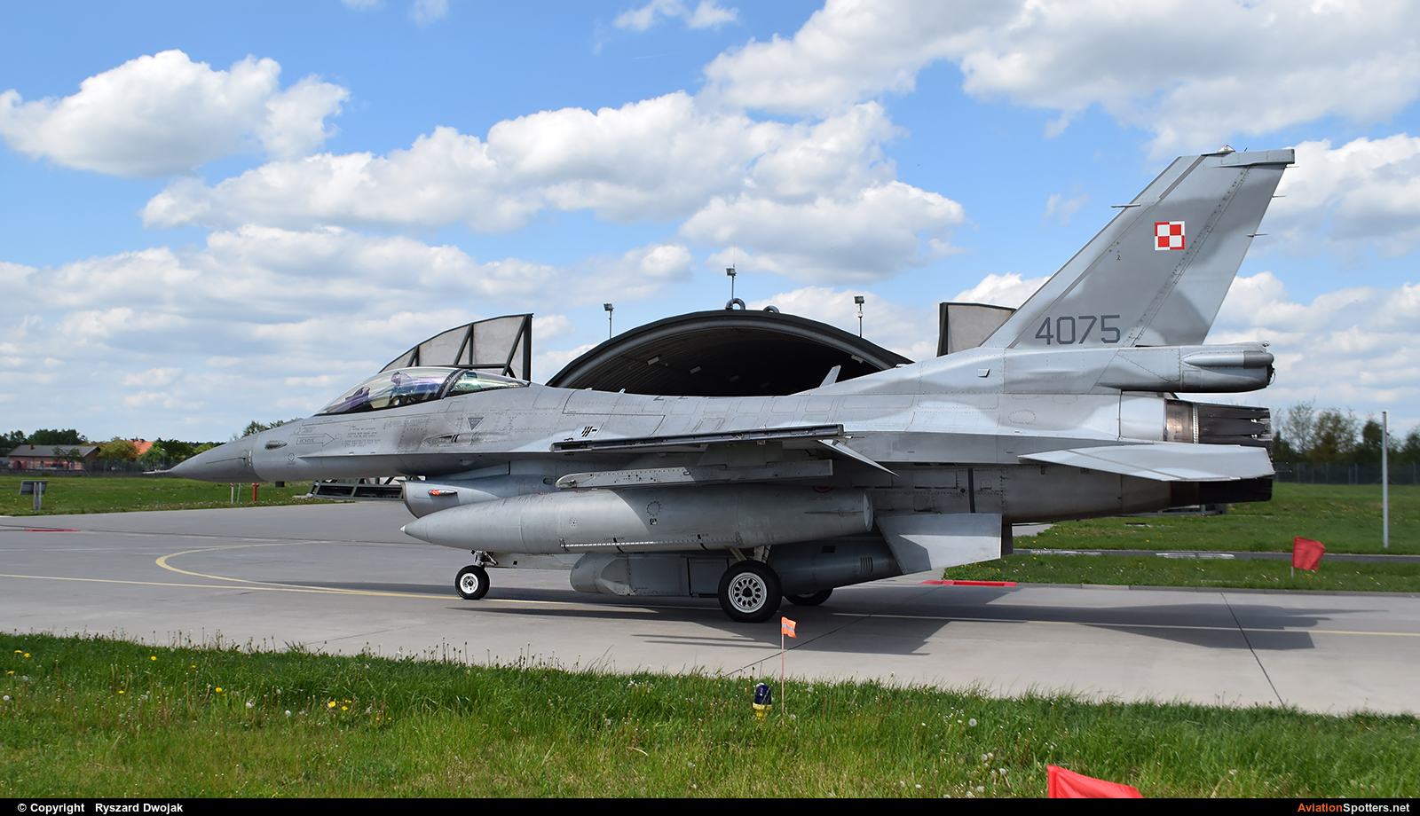 Poland - Air Force  -  F-16C Block 52+ Fighting Falcon  (4075) By Ryszard Dwojak (ryś)