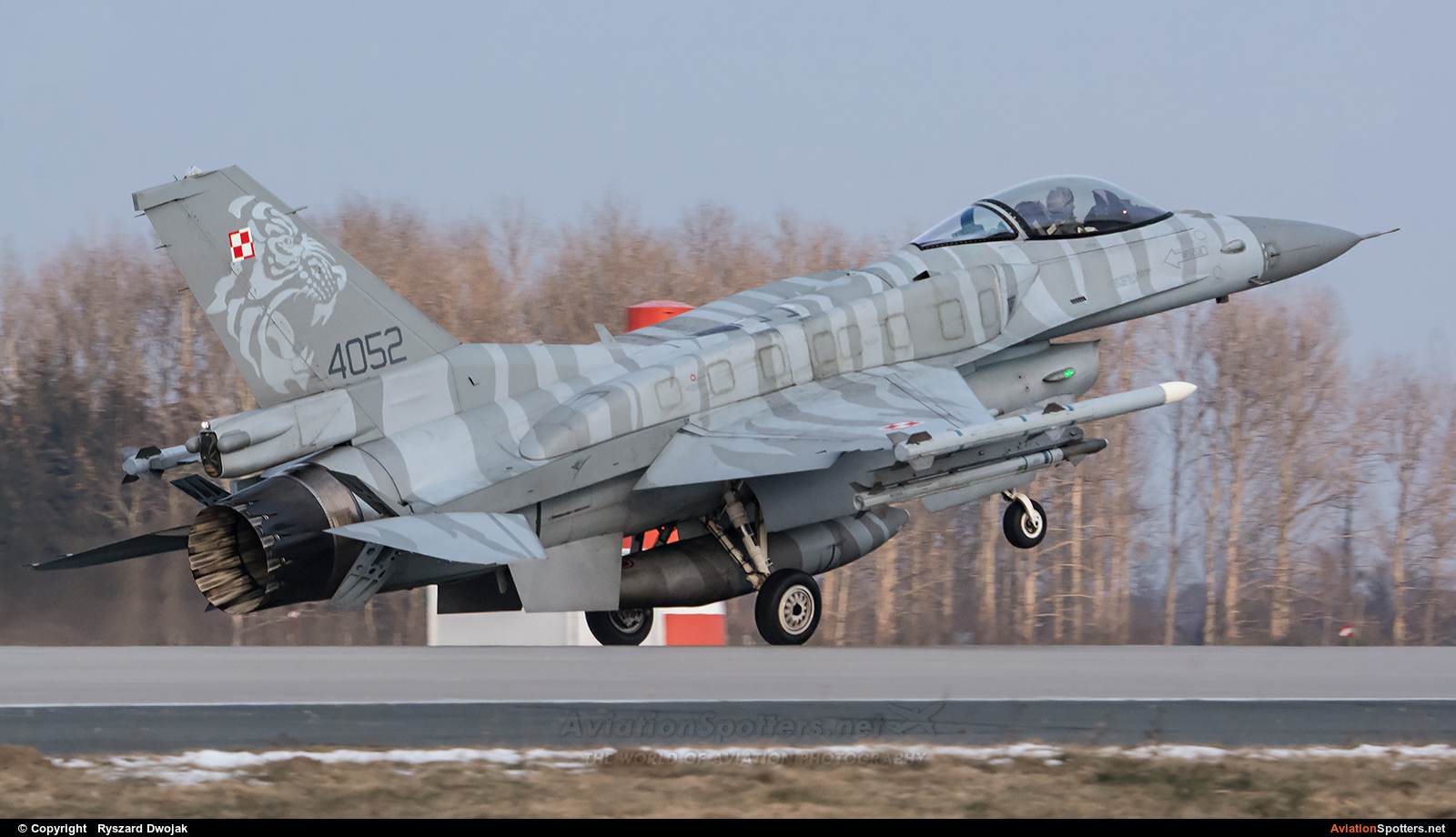 Poland - Air Force  -  F-16C Block 52+ Fighting Falcon  (4052) By Ryszard Dwojak (ryś)