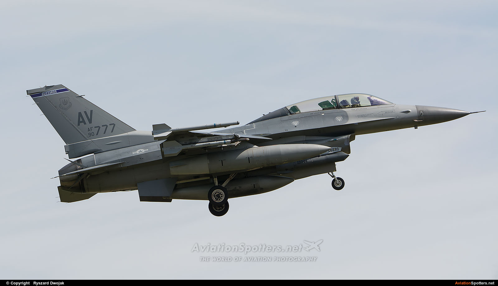 USA - Air Force  -  F-16C Fighting Falcon  (90-2777) By Ryszard Dwojak (ryś)