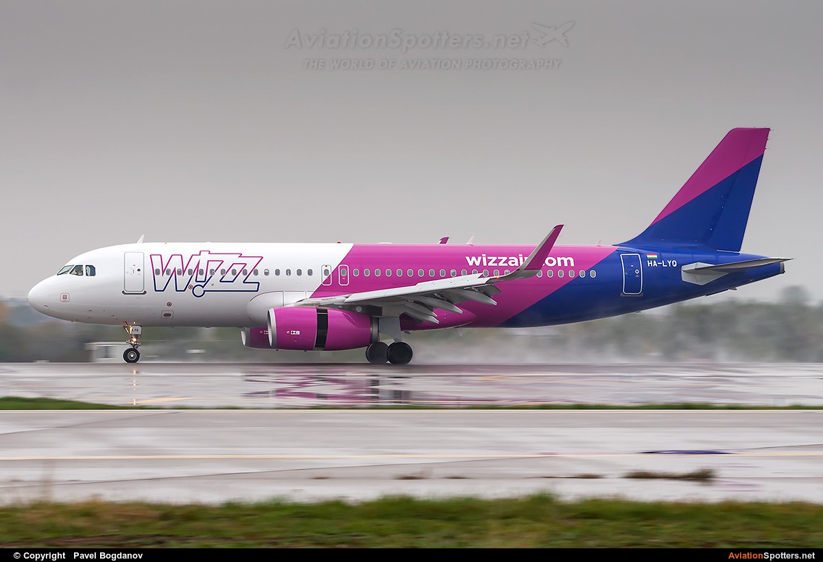 Wizz Air  -  A320-232  (HA-LYQ) By Pavel Bogdanov (Ludi4uk)
