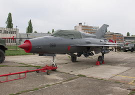 Mikoyan-Gurevich - MiG-21UM (068) - operator