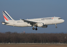 Airbus - A320 (F-GKXA) - operator