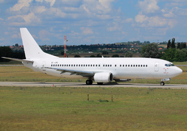 Boeing - 737-400 (EI-JRE) - operator