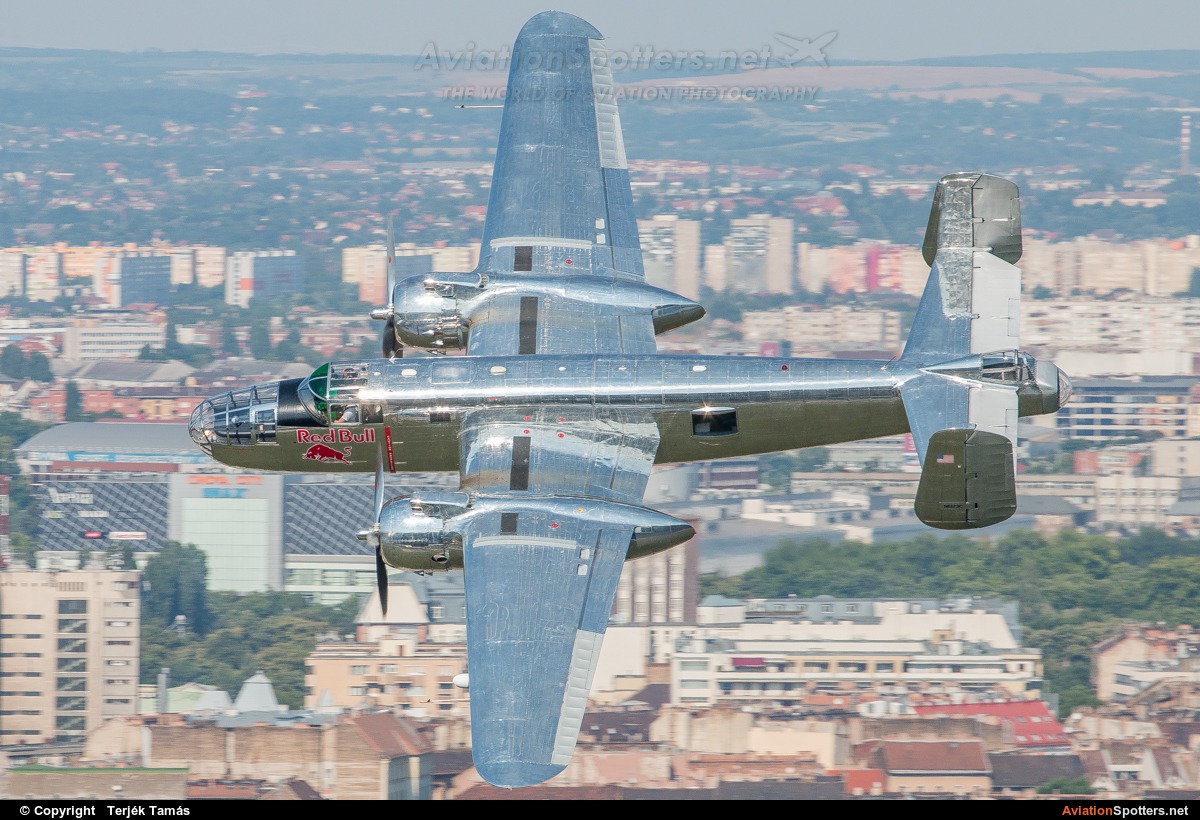 The Flying Bulls  -  B-25J Mitchell  (N6123C) By Terjék Tamás (operator)