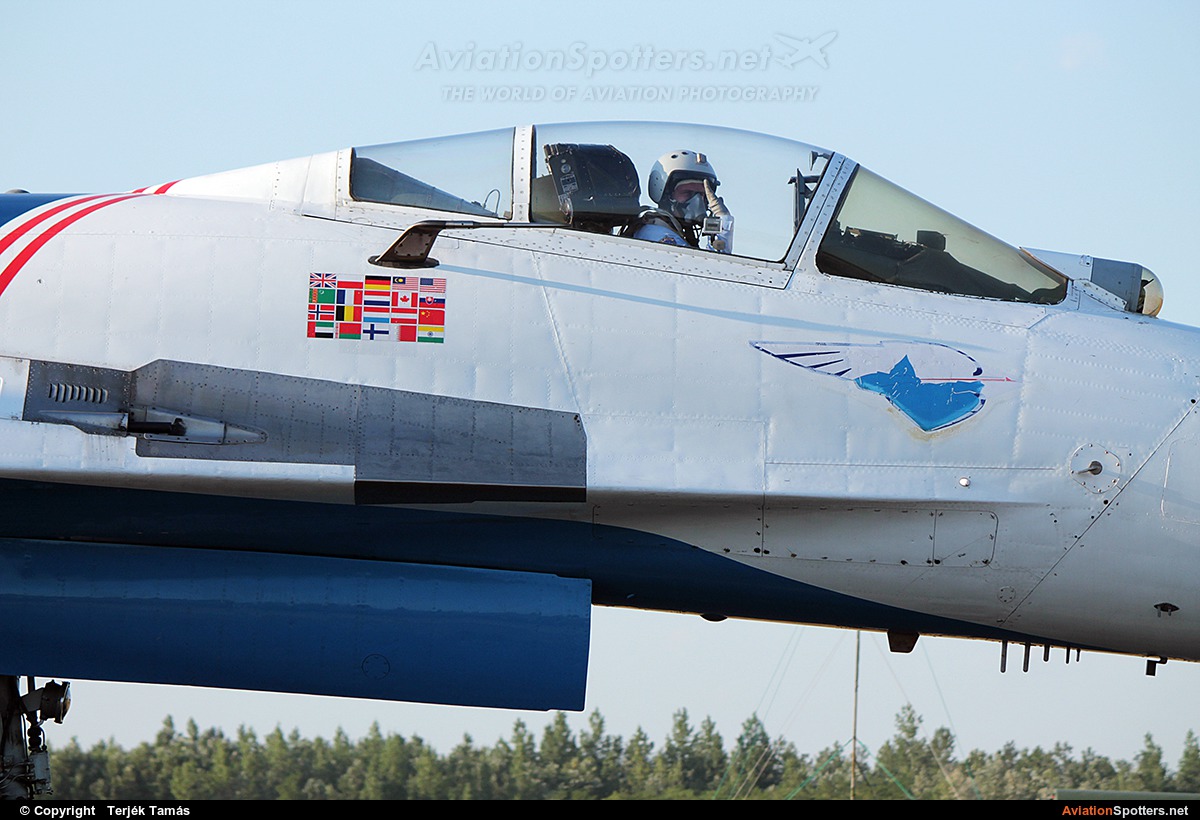 Russia - Air Force : Russian Knights  -  Su-27P  (08 ) By Terjék Tamás (operator)