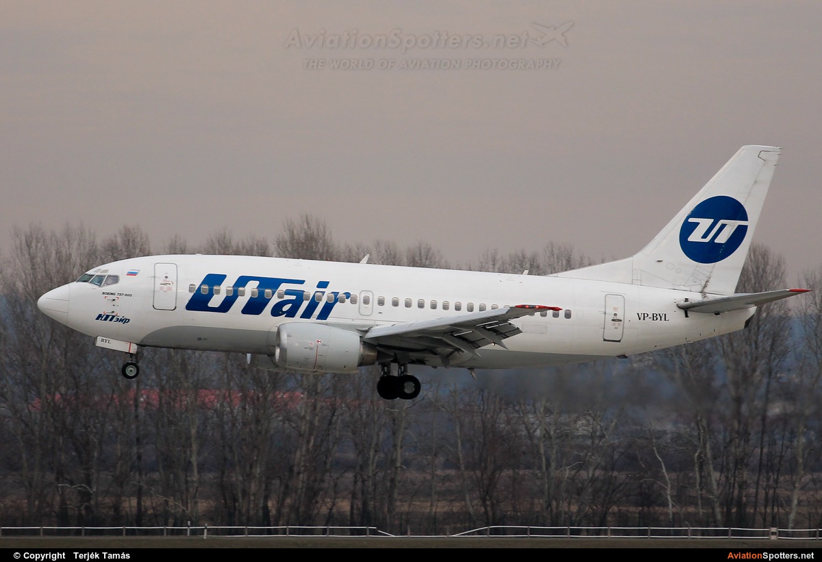 UTair  -  737-500  (VP-BYL) By Terjék Tamás (operator)