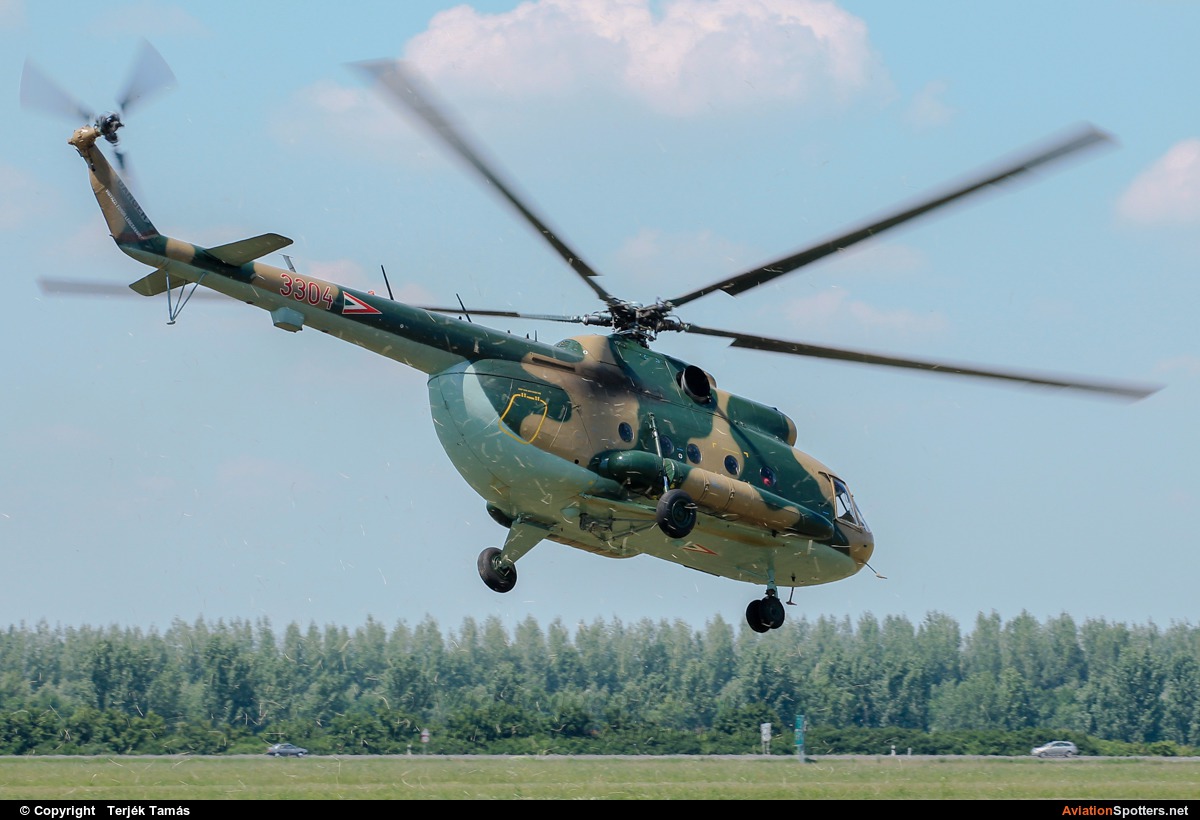 Hungary - Air Force  -  Mi-8T  (3304) By Terjék Tamás (operator)