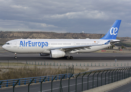 Airbus - A330-300 (EC-MHL) - Roland Bibok