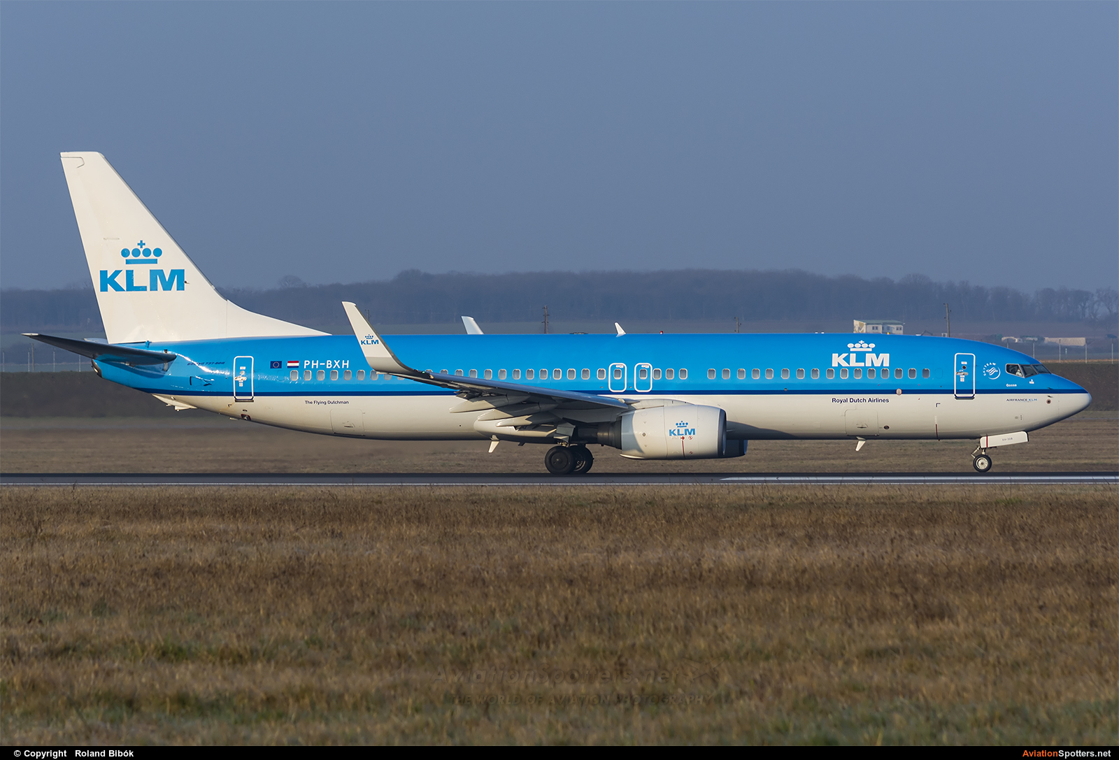 KLM  -  737-800  (PH-BXH) By Roland Bibók (Roland Bibok)