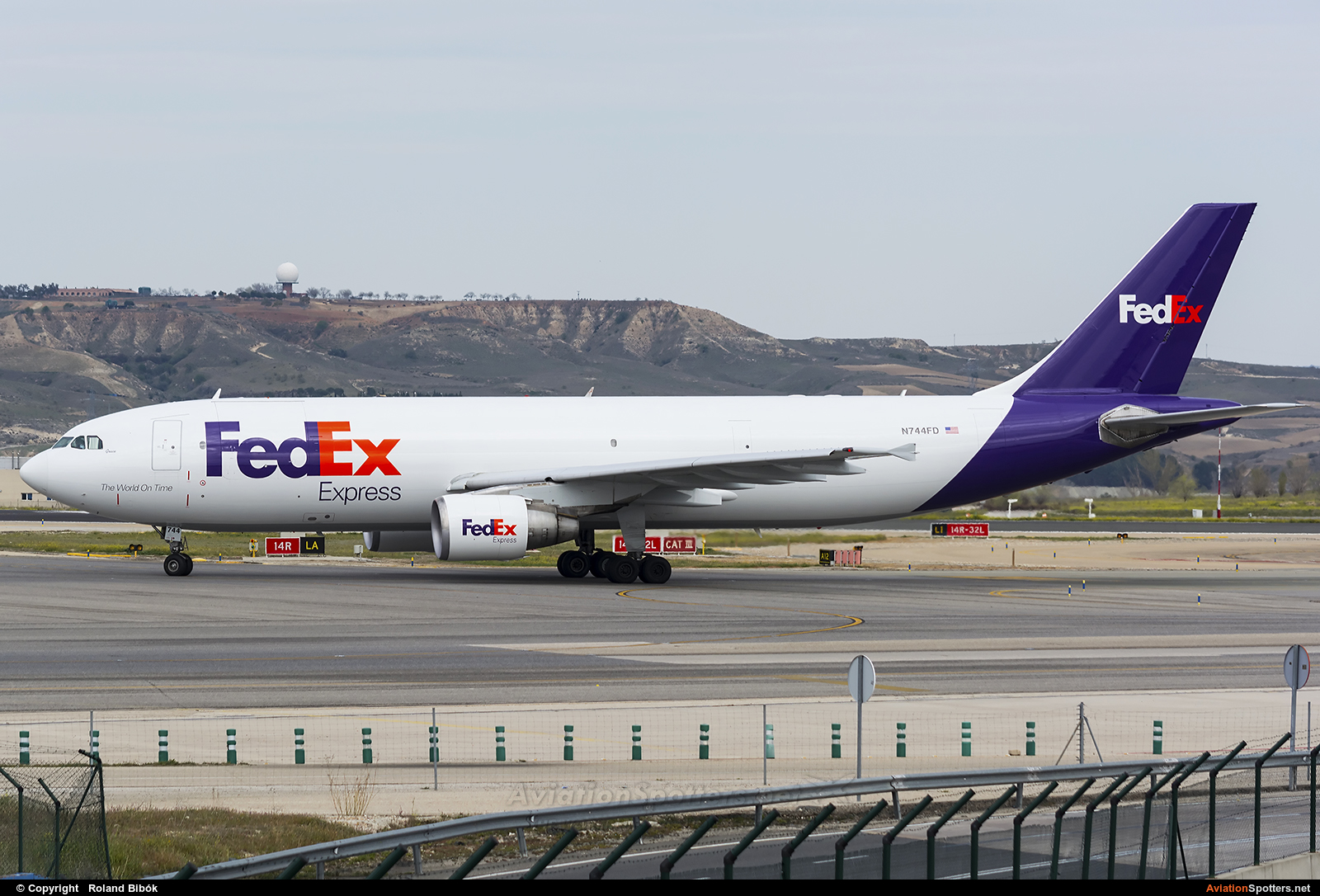 FedEx Federal Express  -  A300F  (N744FD) By Roland Bibók (Roland Bibok)