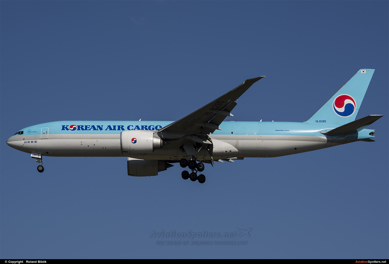 Korean Airlines  -  777-FB5  (HL8285) By Roland Bibók (Roland Bibok)