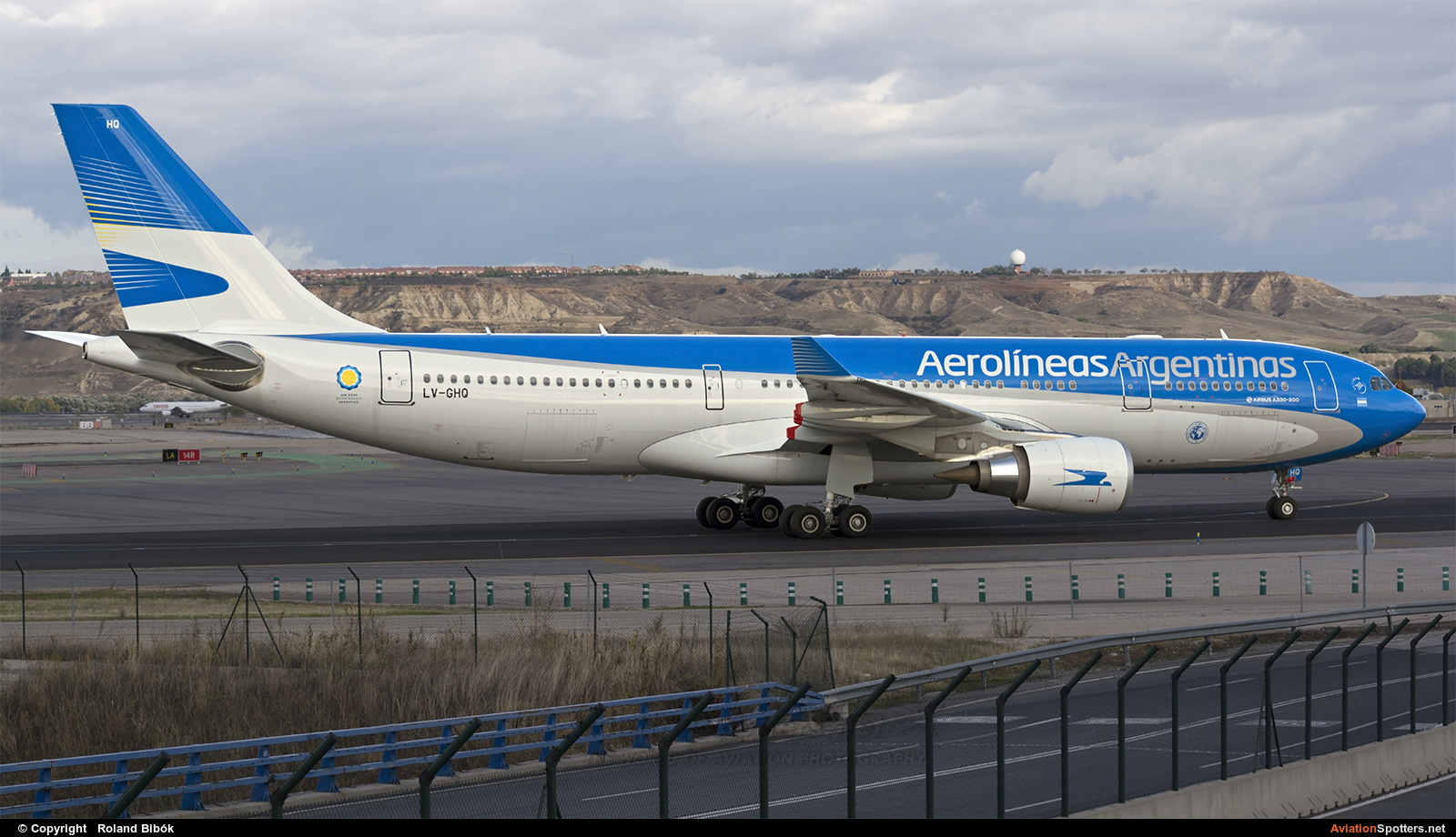 Aerolineas Argentinas  -  A330-200  (LV-GHQ) By Roland Bibók (Roland Bibok)