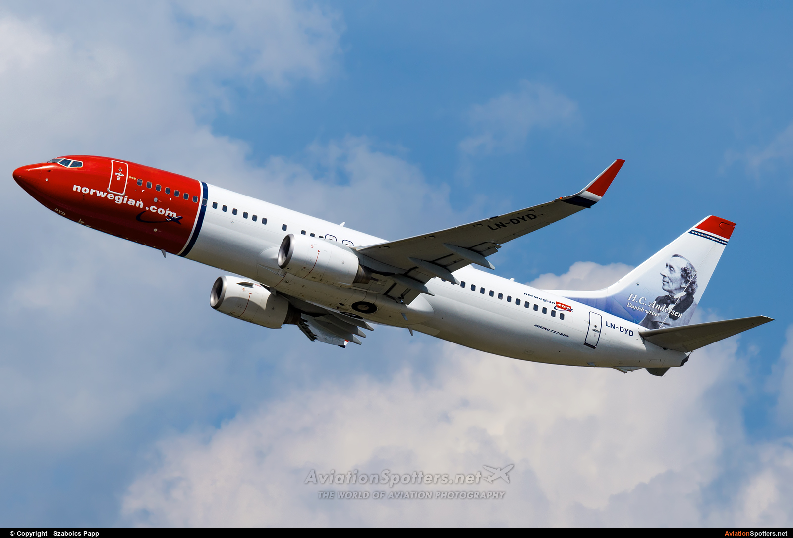 Norwegian Air Shuttle  -  737-800  (LN-DYD) By Szabolcs Papp (mr.szabi)