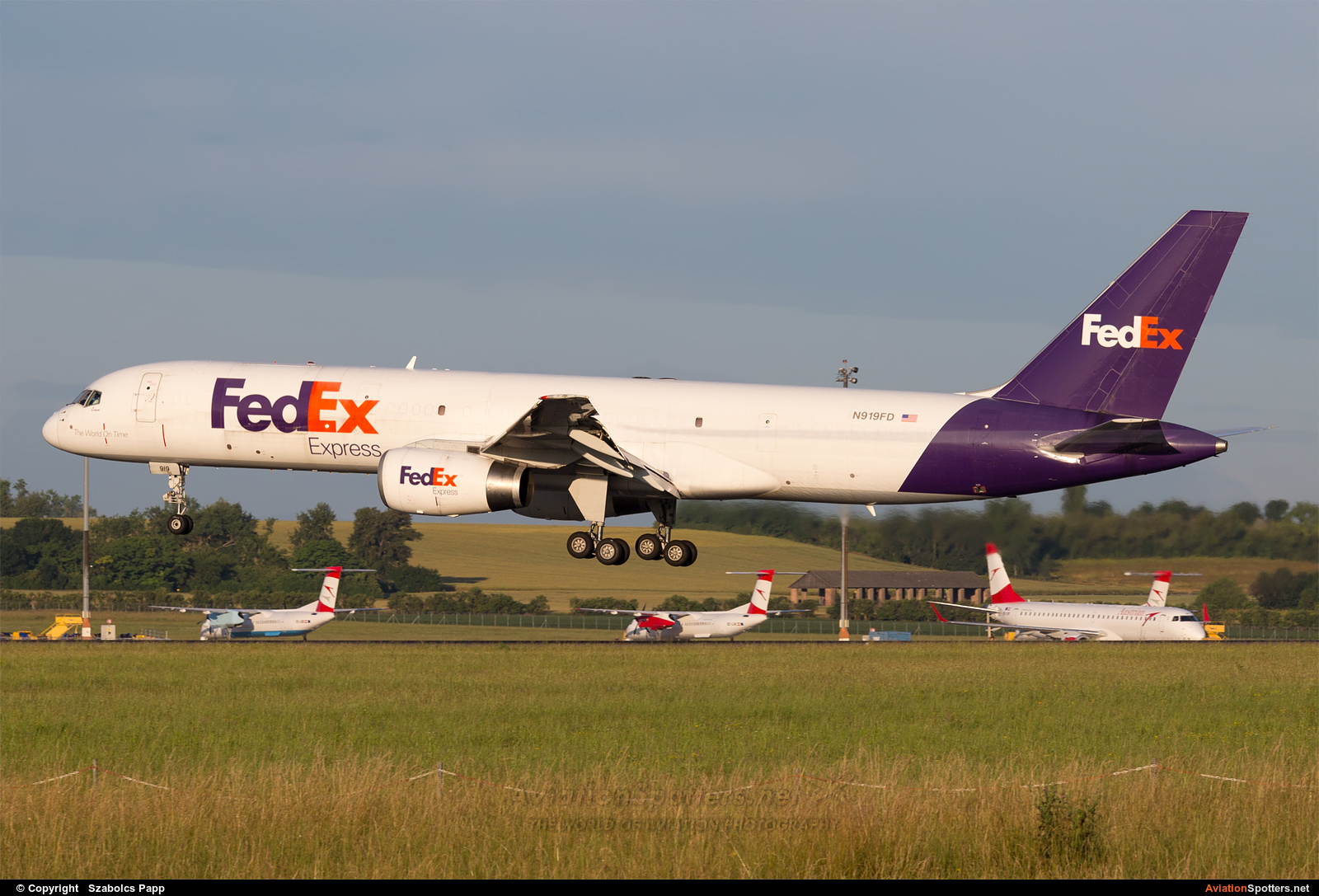 FedEx Federal Express  -  757-200F  (N919FD) By Szabolcs Papp (mr.szabi)