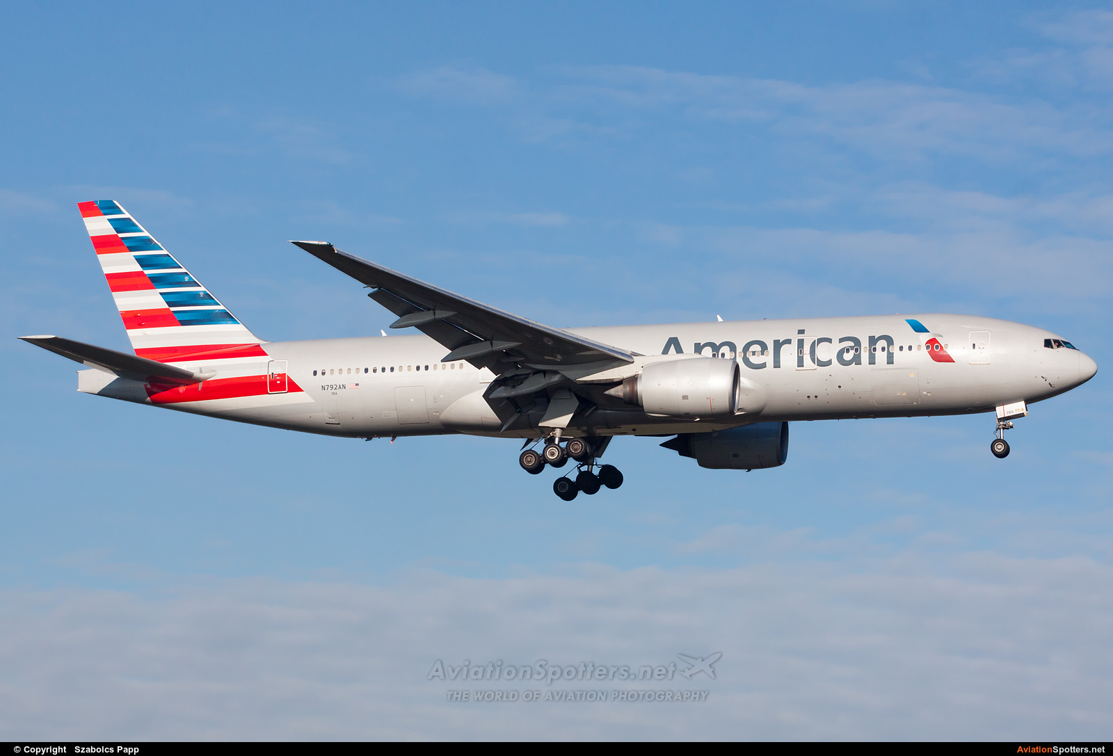 American Airlines  -  777-200ER  (N792AN) By Szabolcs Papp (mr.szabi)